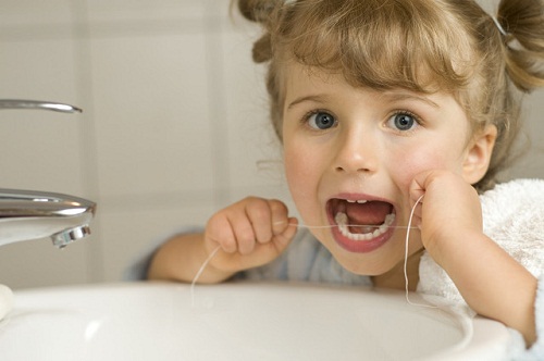 請問深圳愛康健口腔兒童青少年箍牙可以戴隱形牙套嗎?
